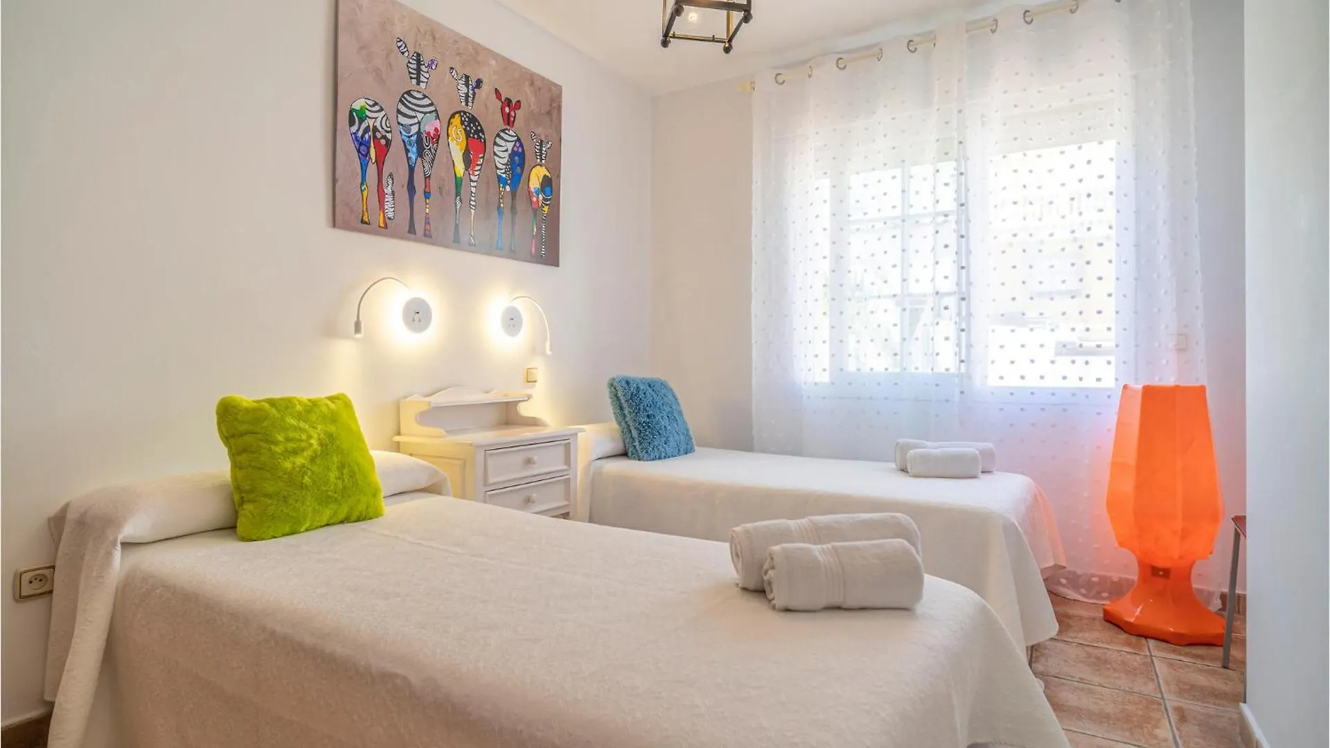 Amazing Home In Marbella With Kitchen