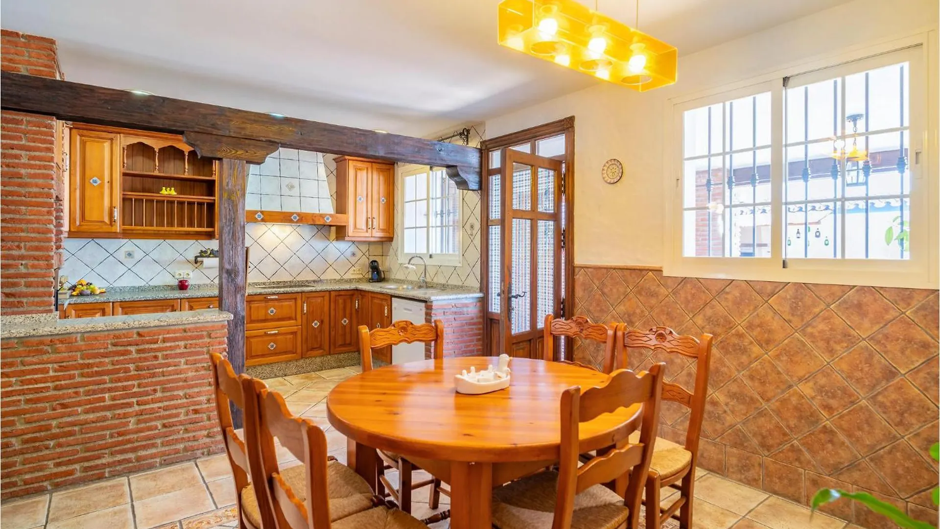 Amazing Home In Marbella With Kitchen Holiday home