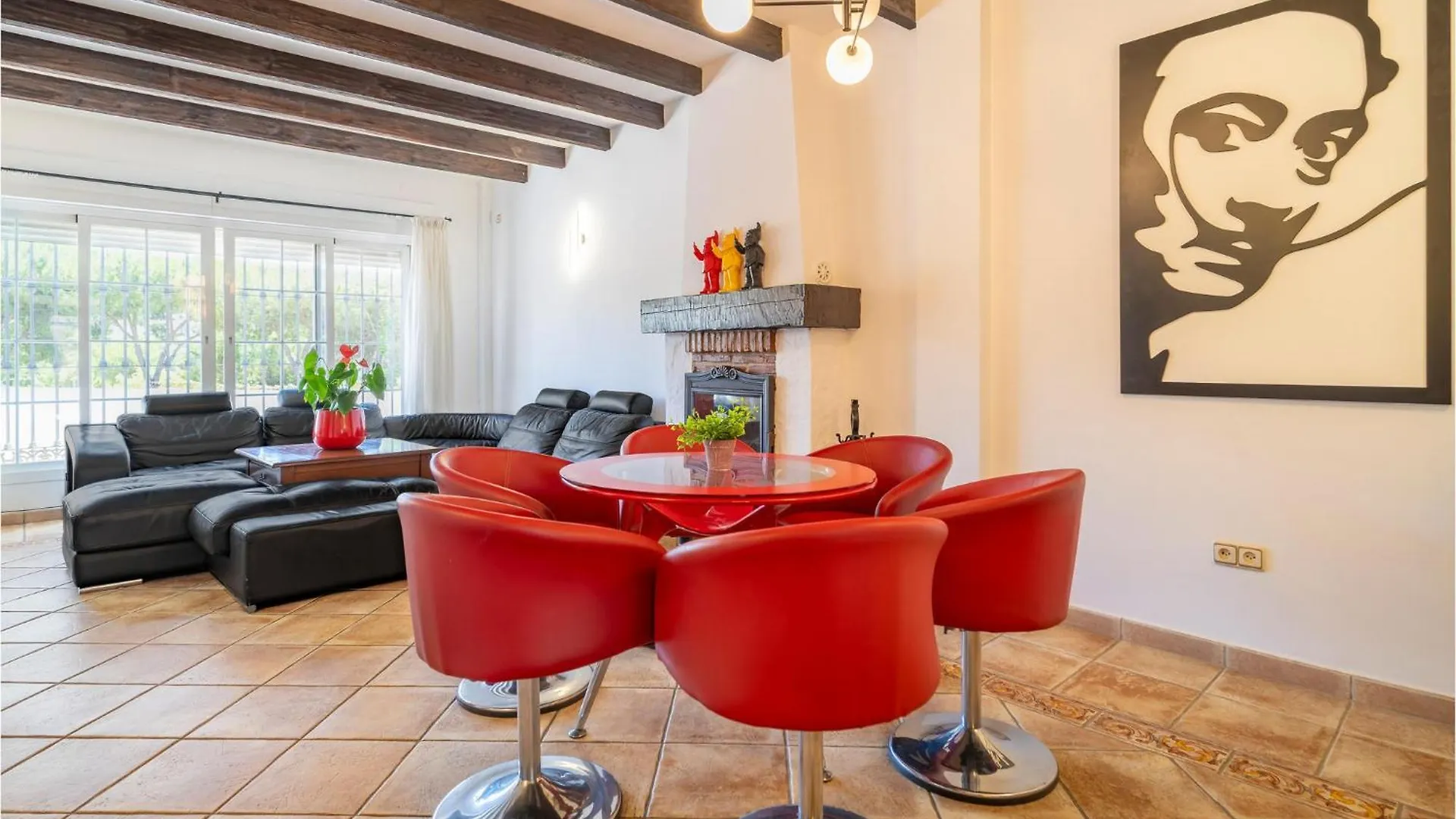 Amazing Home In Marbella With Kitchen 0*,